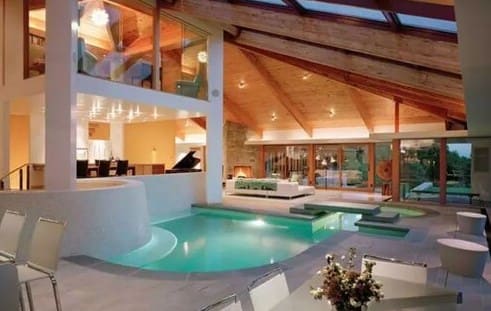 Desain Kolam Renang dalam Ruangan