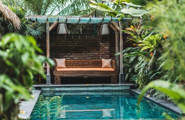 Kolam Renang Pribadi Kecil